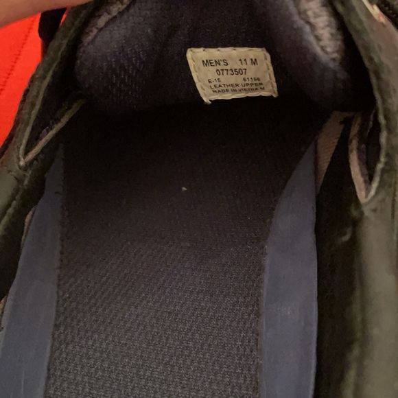 Sperry top-sider, lanyard 2 eye black used but great shape (OLCC) - Picture 7 of 12